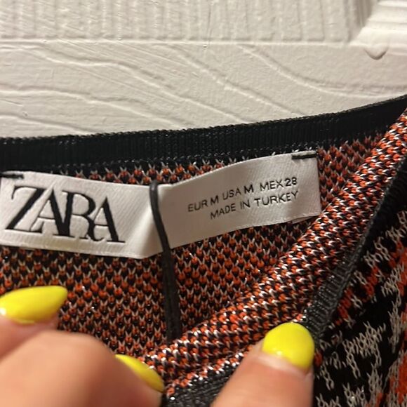 Zara NEW Dress - NWT - Plaid Black Res Super Cute Dress - Cuffed Sleeve - Picture 3 of 4